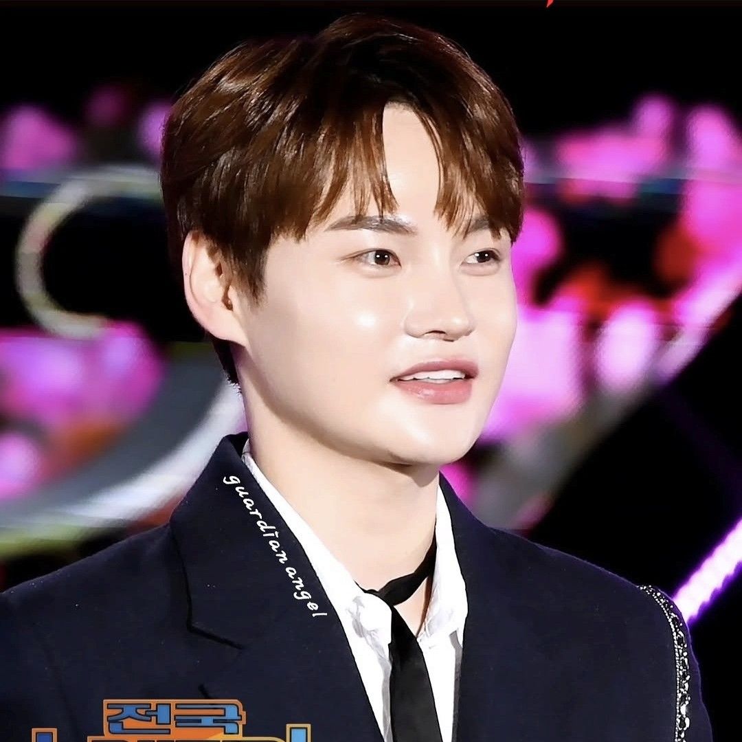 박서진 최근 활동샷