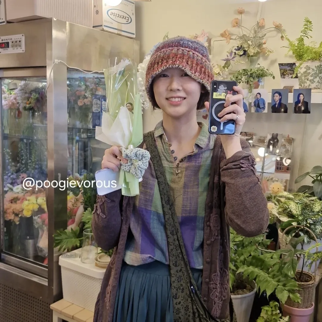 Behind-the-scenes cut of Han Yeji