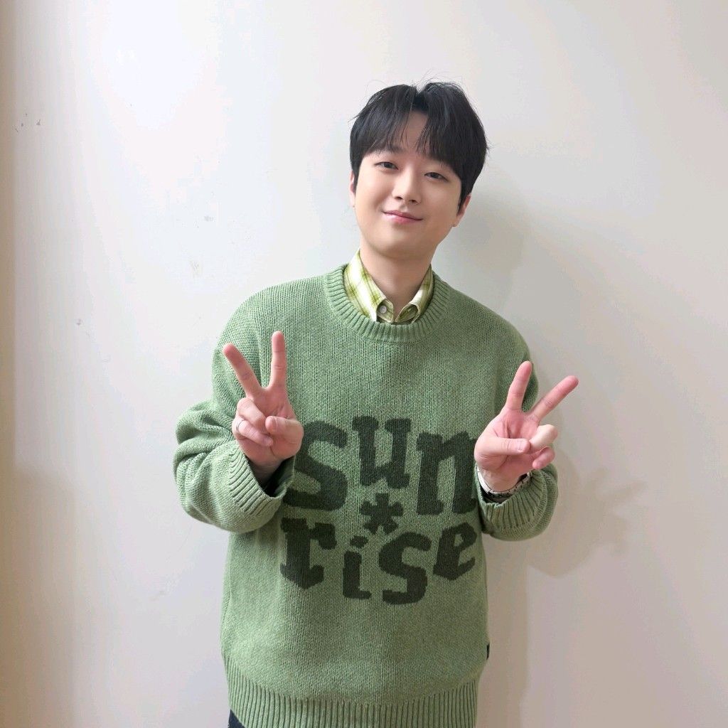 Foto terbaru dari Lee Chanwon