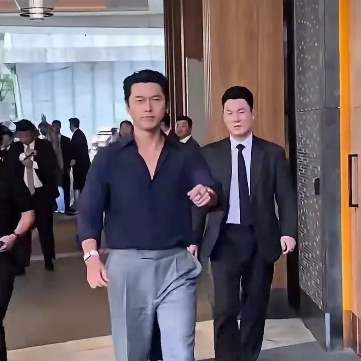 Cuplikan di balik layar dari Hyun Bin