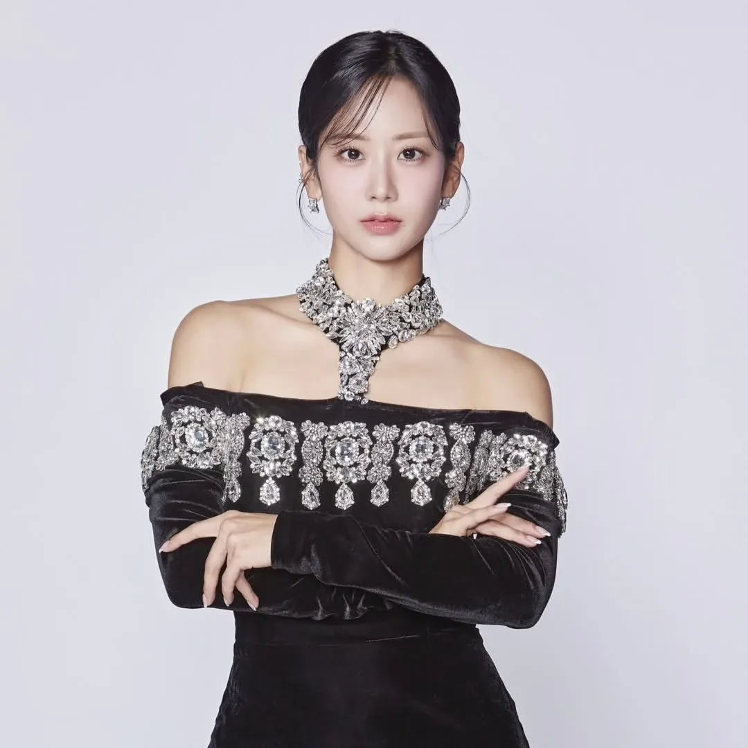 Latest photo of Kang Hyeyeon