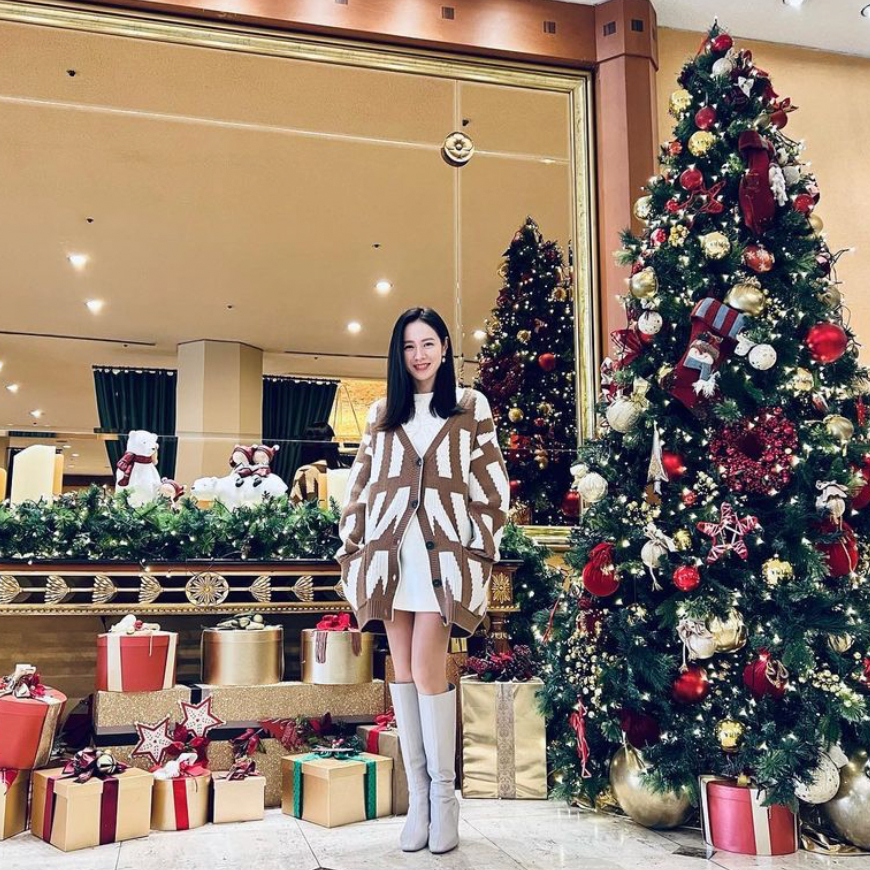 Foto terbaru dari Son Yejin