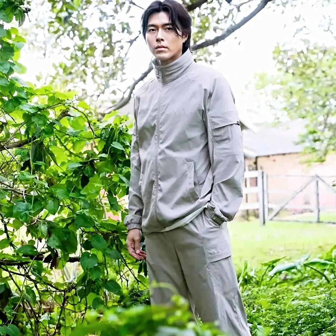Momen yang diabadikan oleh penggemar Hyun Bin
