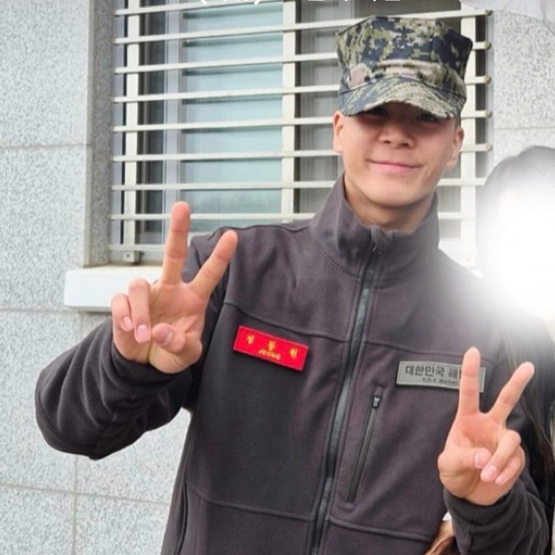 Latest photo of Jeong Dongwon