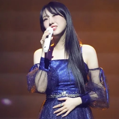 A moment captured by a fan of Jeon Yujin