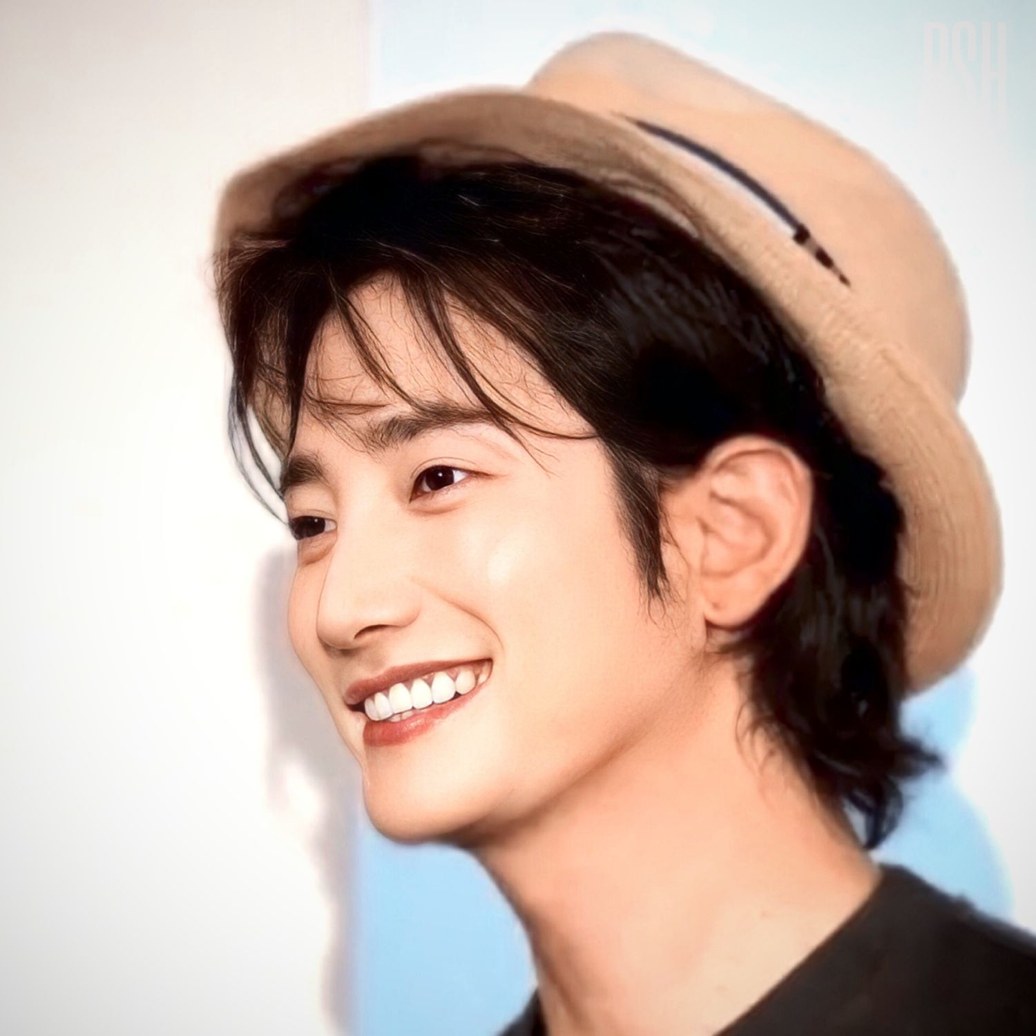 Recent activity shot of Park Sihoo
