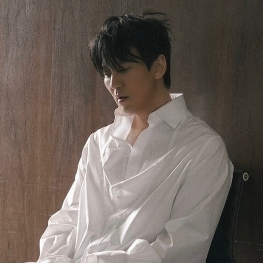 Latest photo of Kim Namgil
