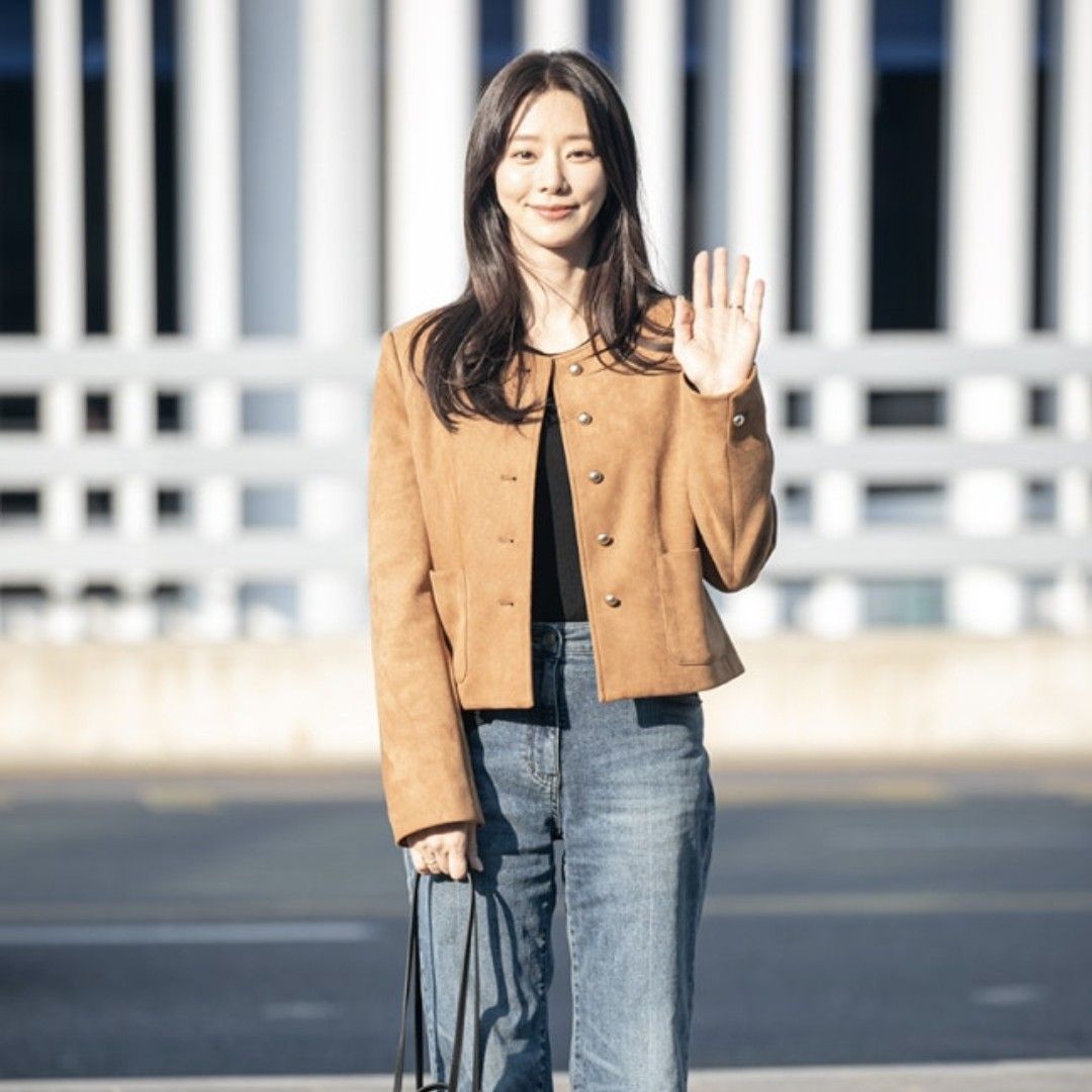 Latest photo of Lee Joobeen