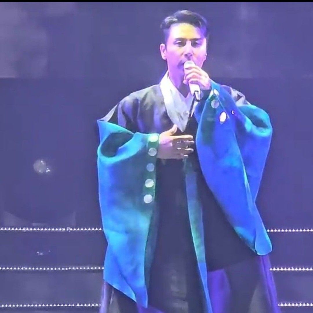 チャン・ミンホの最近の活動ショット