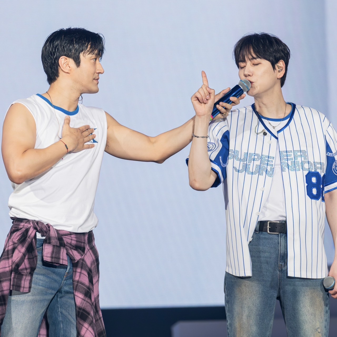 Latest photo of Choi Siwon