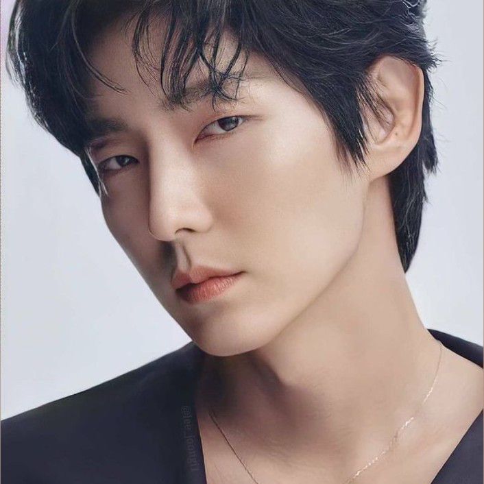 Recent activity shot of Lee Joongi