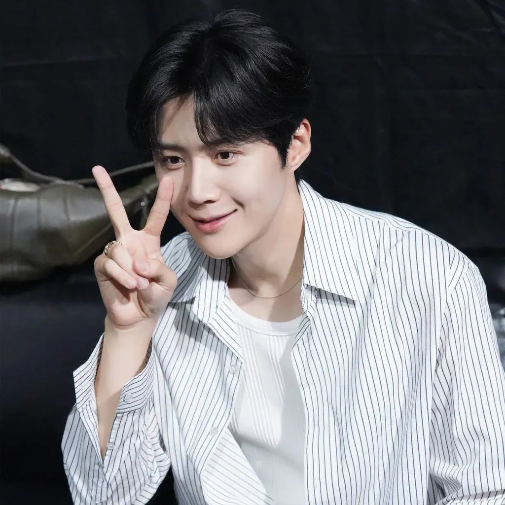 김선호의 최신 사진