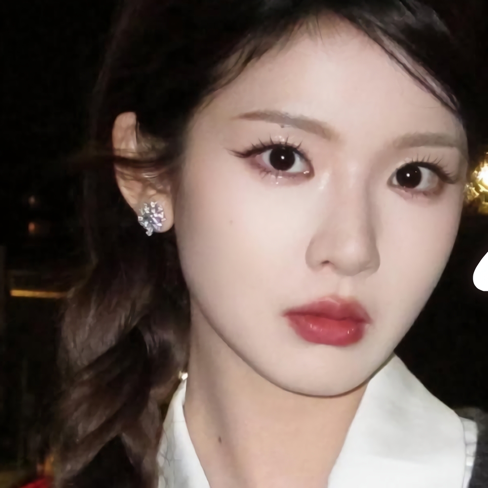 Latest photo of Zhang Miaoyi