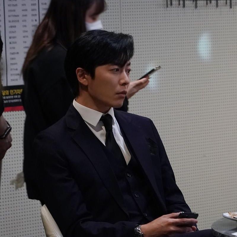 Recent activity shot of Kim Jaewook