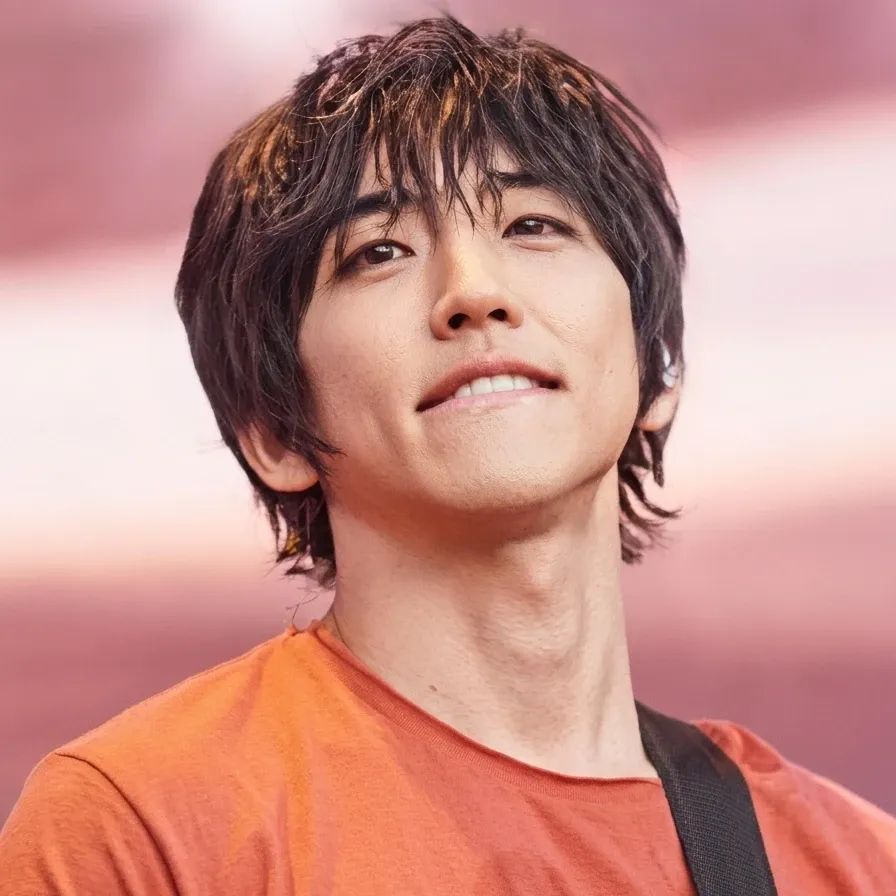 Behind-the-scenes cut of Lee Seungyoon