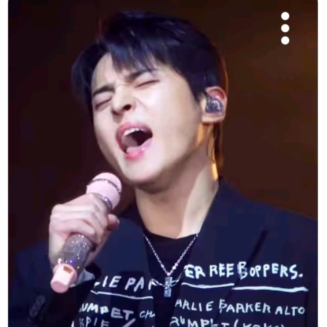 粉絲拍下的Seong Ri瞬間