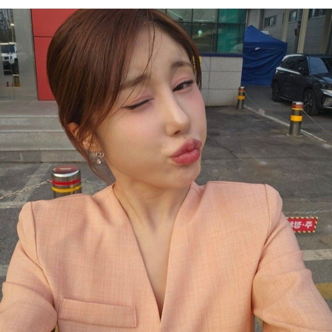 Foto terbaru dari Kim Soyou