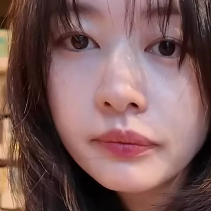 A moment captured by a fan of Jung Somin