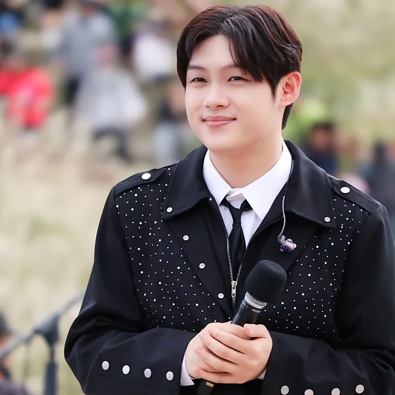 Behind-the-scenes cut of Choi Jaemyeong