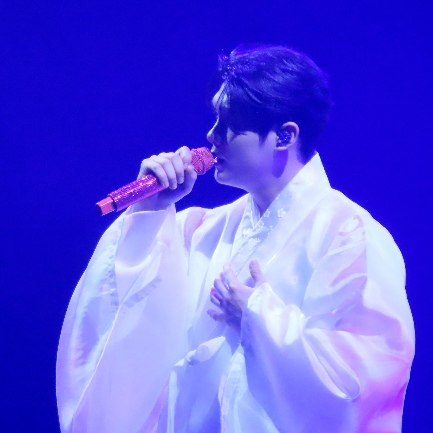 チェ・ジェミョンの最近の活動ショット