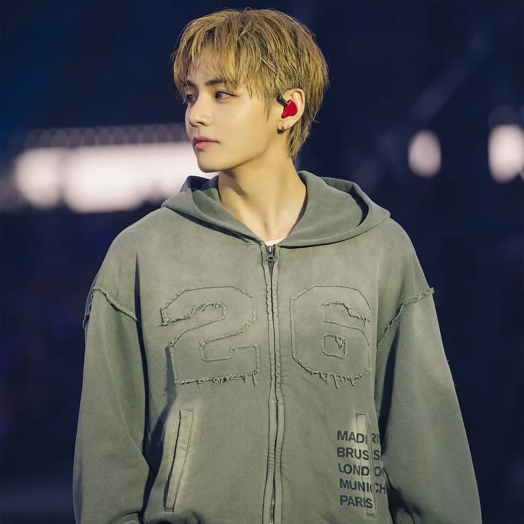Behind-the-scenes cut of Kim Taehyung (V)