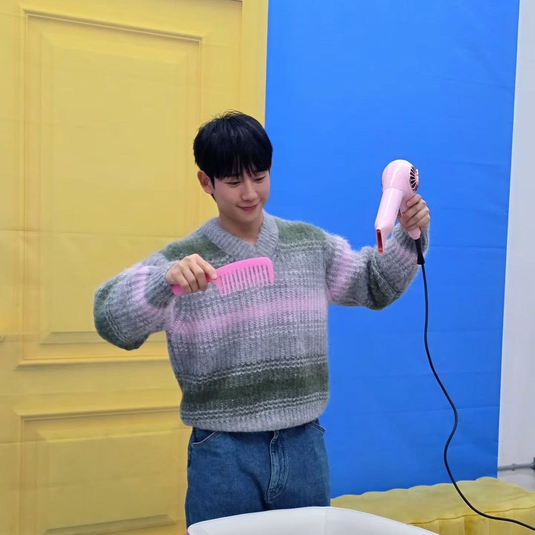 粉絲拍下的丁海寅瞬間