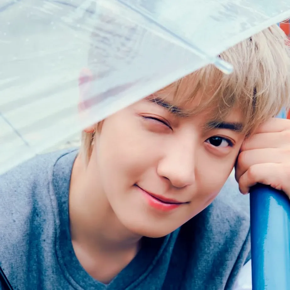 Latest photo of Chanyeol