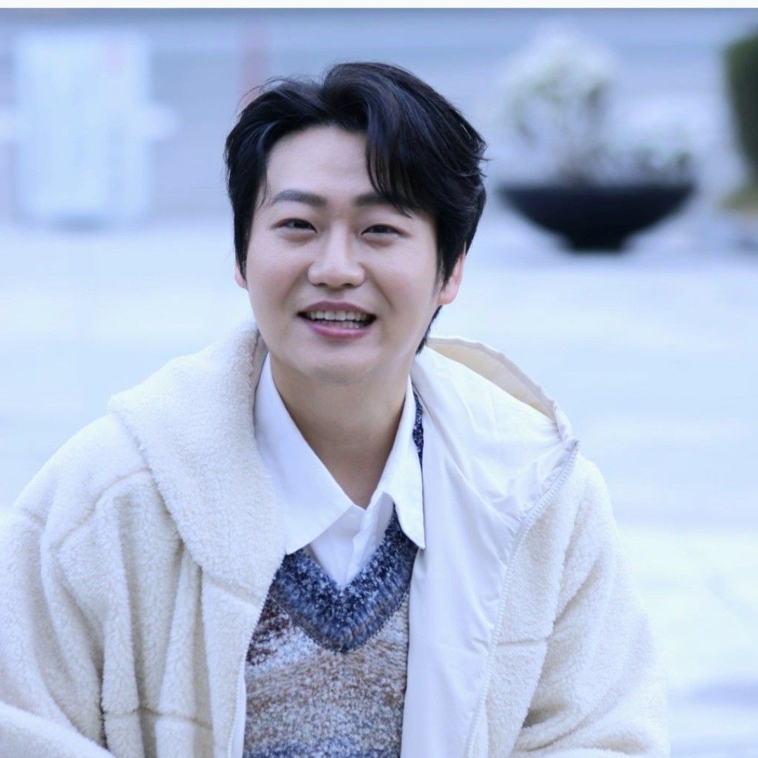 Recent activity shot of Min Soohyun