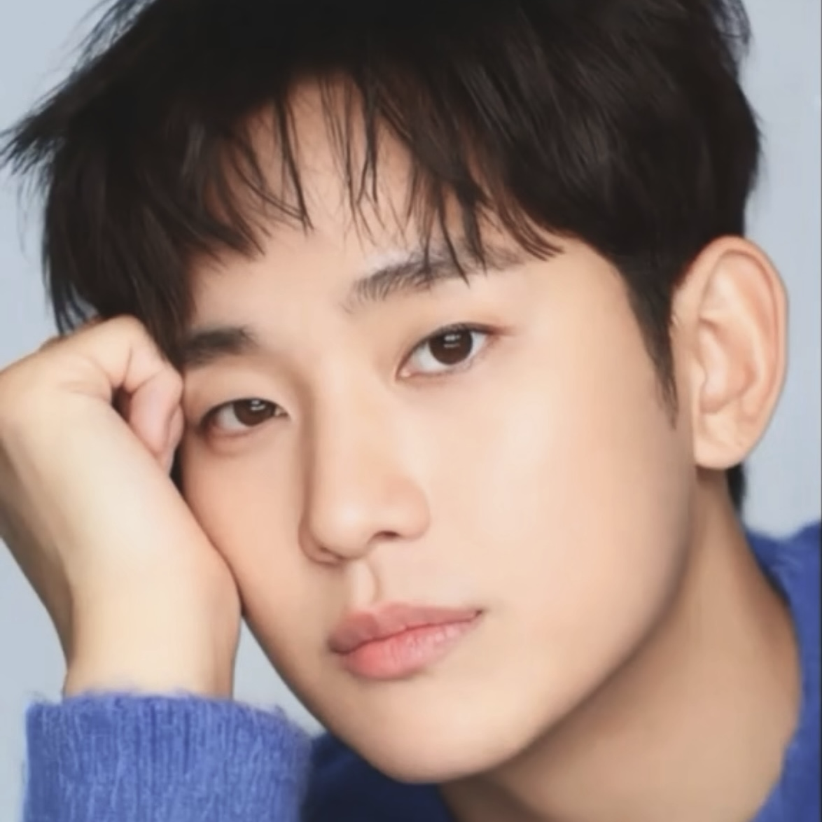 Recent activity shot of Kim Soohyun