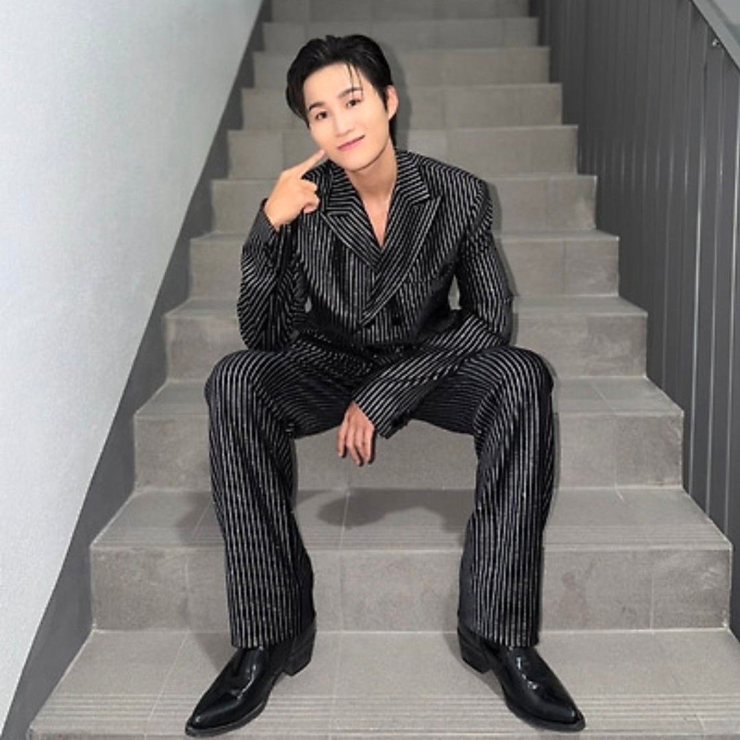 金熙栽的最新照片