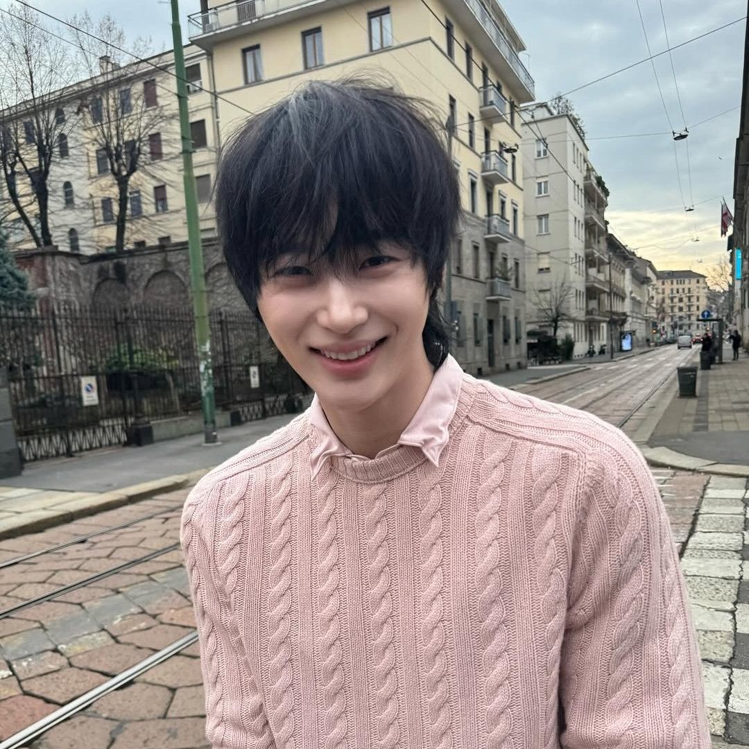 Latest photo of Byeon Wooseok