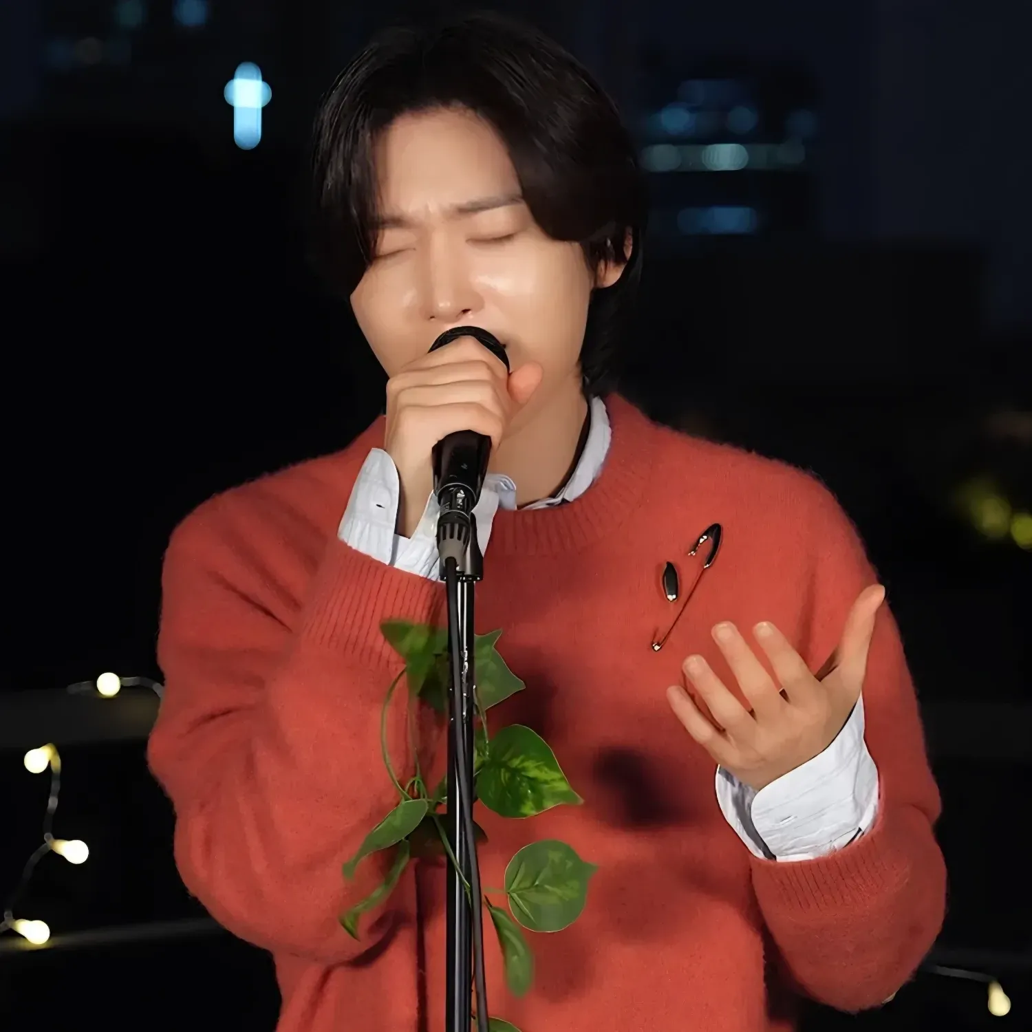 Latest photo of Kim Yongbin