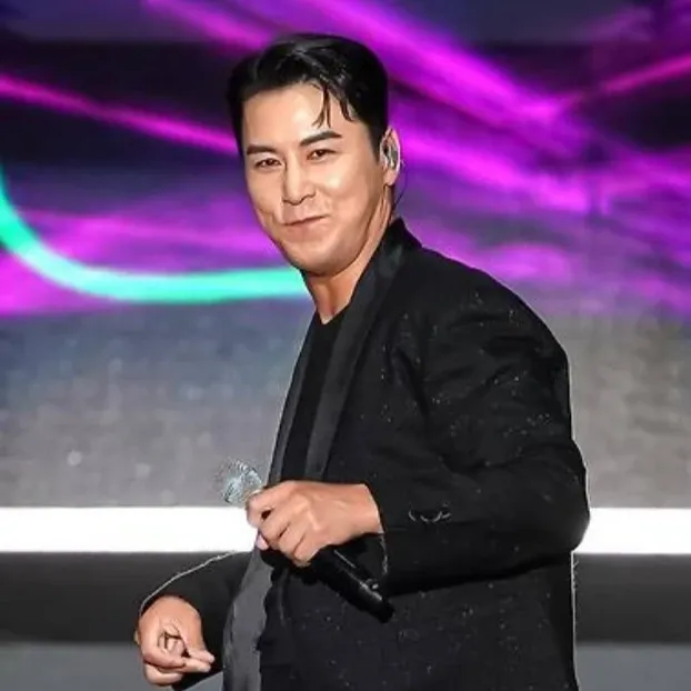 Foto kegiatan terbaru dari Jang Minho
