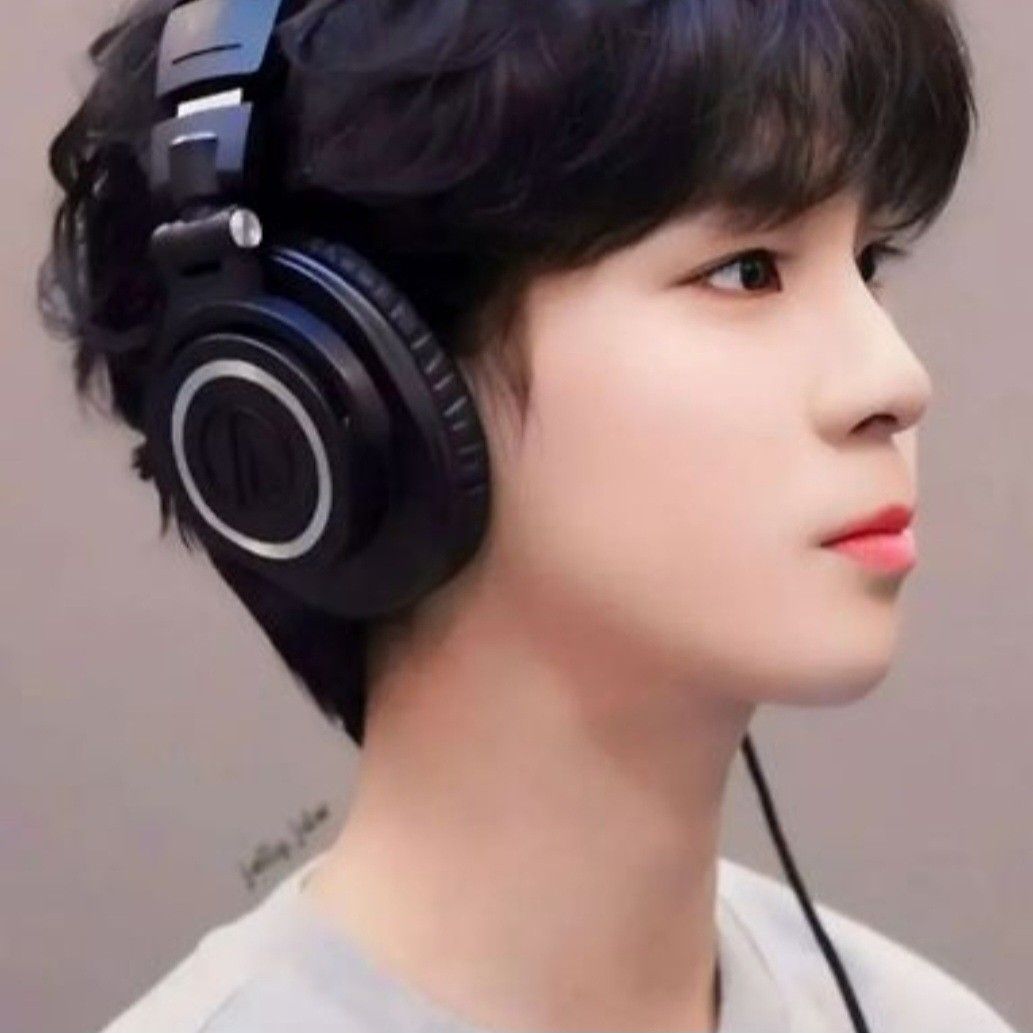 チョン・ドンウォンの最近の活動ショット