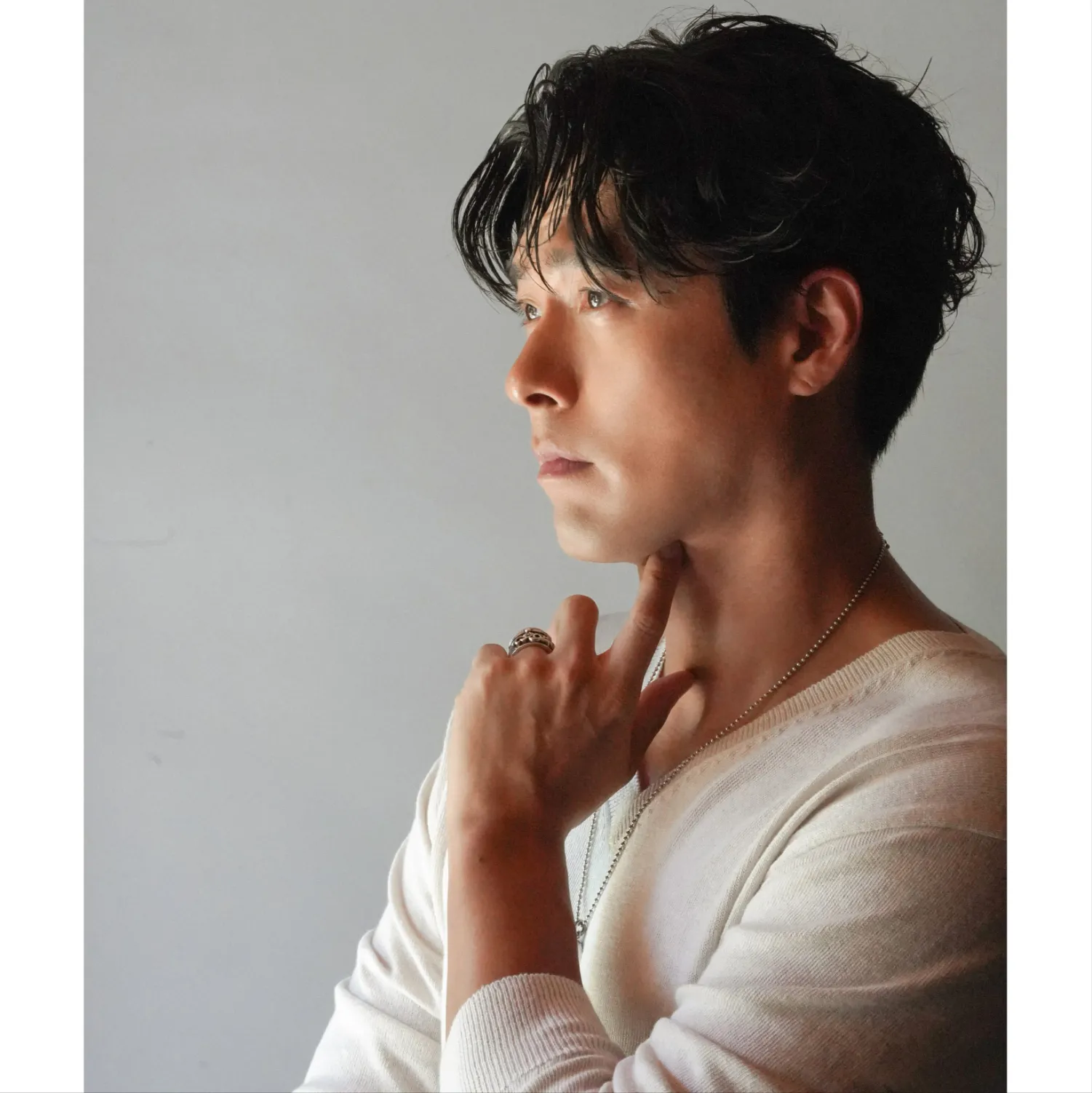 Cuplikan di balik layar dari Hyun Bin