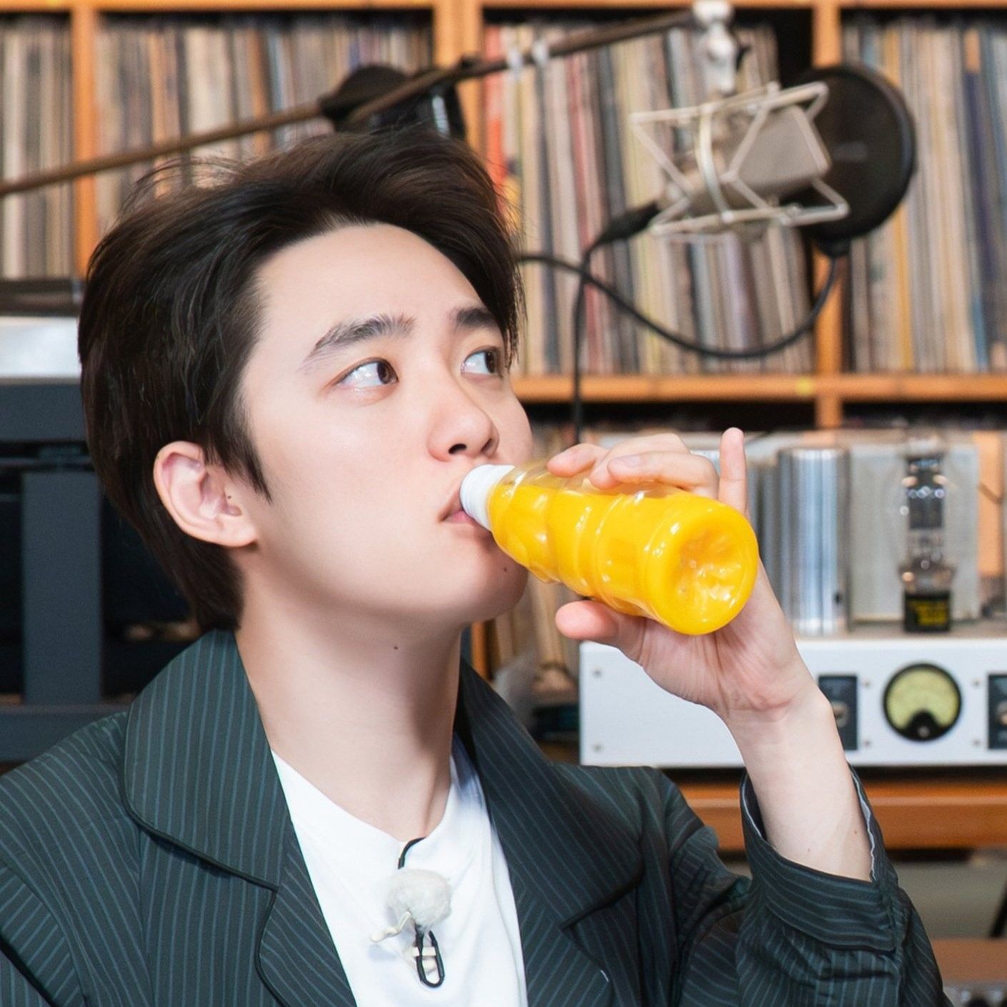 粉絲拍下的都暻秀 (D.O.)瞬間