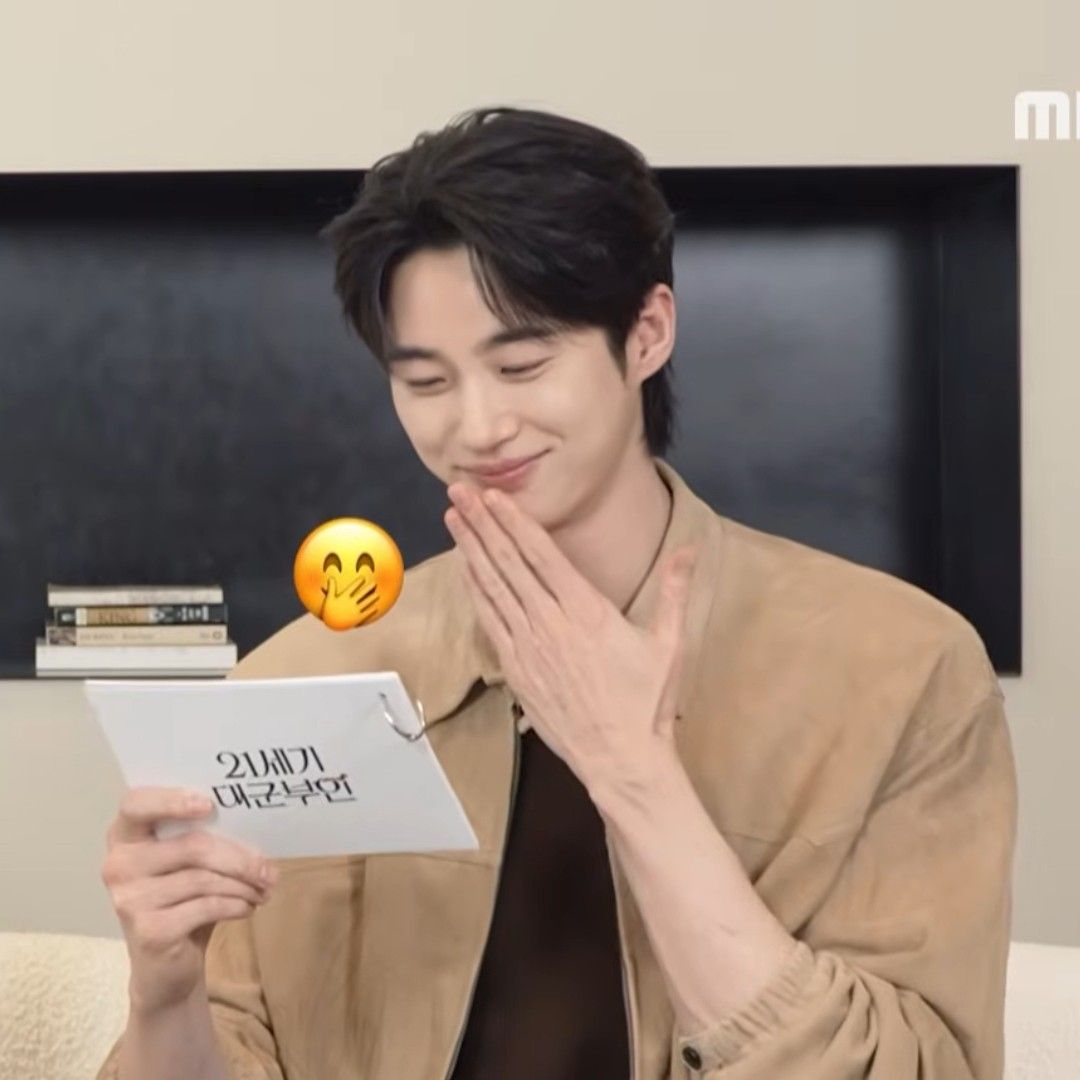 边佑锡的近期活动照