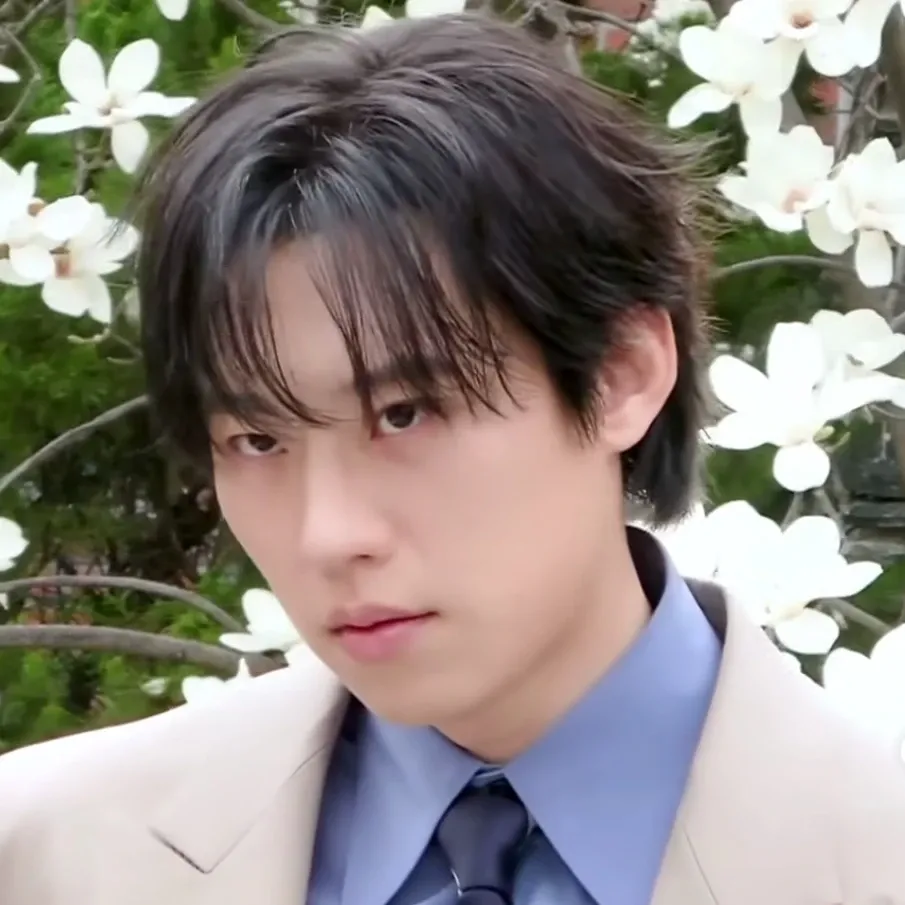 A moment captured by a fan of Kim Sungcheol