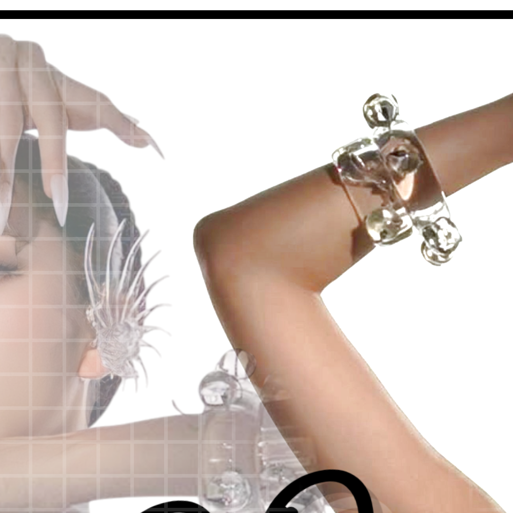 Latest photo of Jisoo (1995)