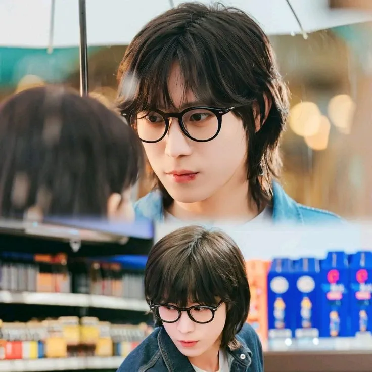 Behind-the-scenes cut of Kim Youngdae