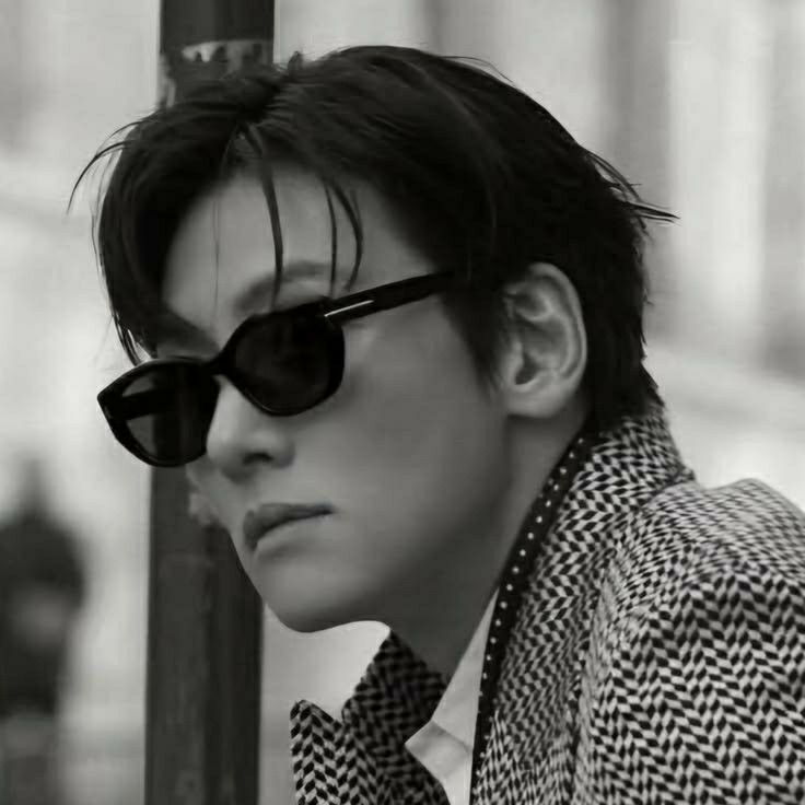 Behind-the-scenes cut of Ji Changwook