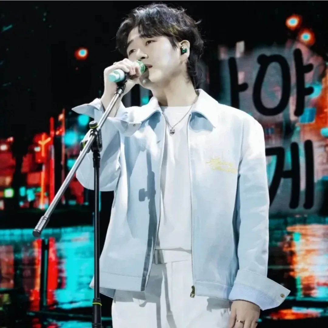 Behind-the-scenes cut of Hwang Youngwoong