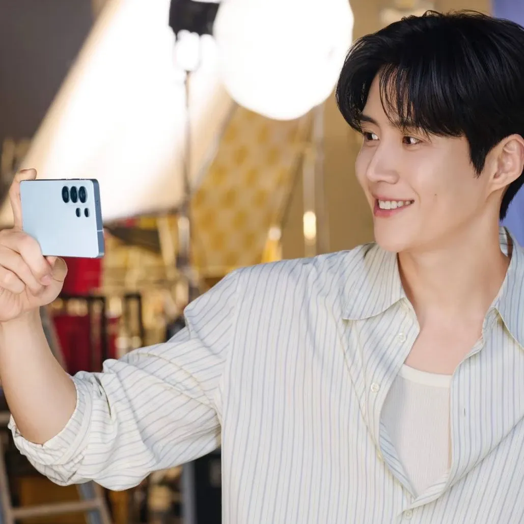 Cuplikan di balik layar dari Kim Seonho