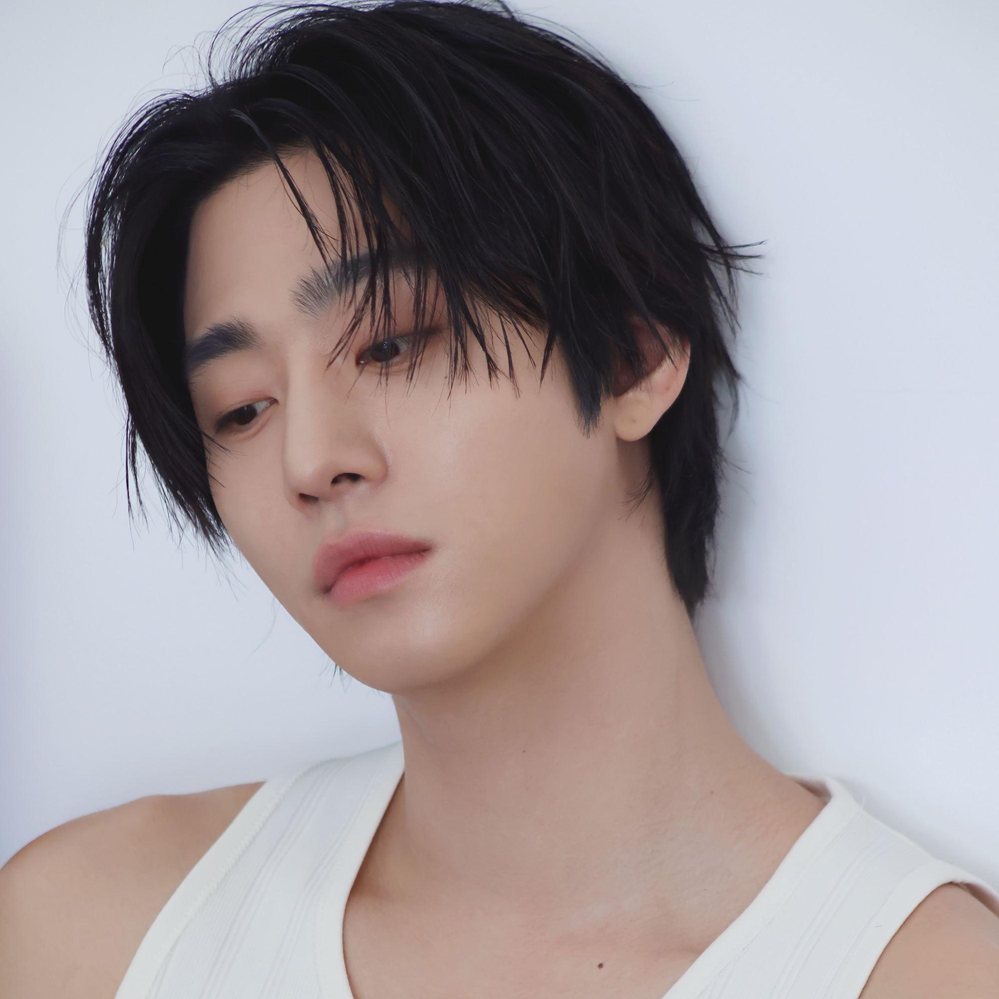 Recent activity shot of Ahn Hyoseop