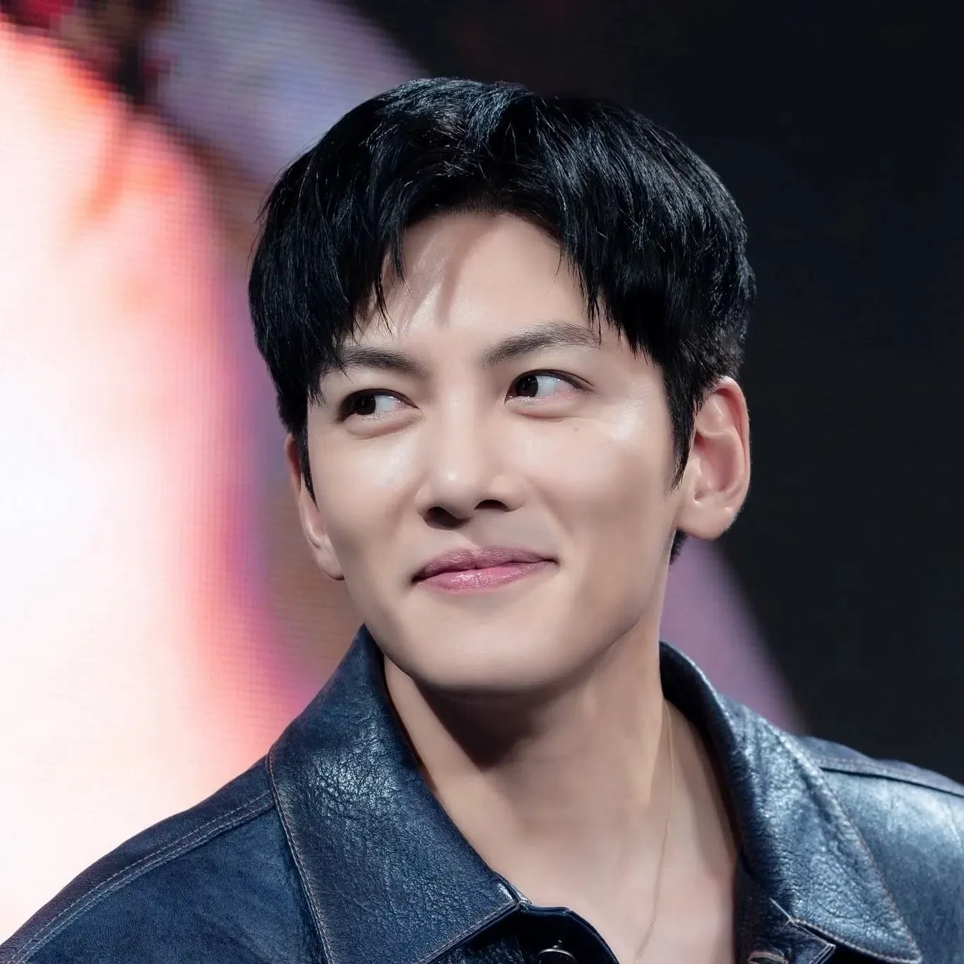 Recent activity shot of Ji Changwook