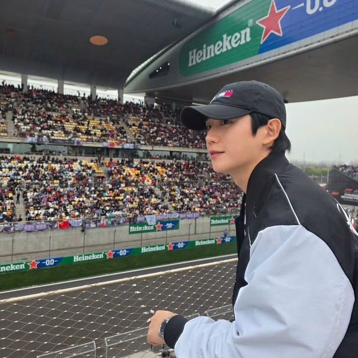 Behind-the-scenes cut of Jung Haein