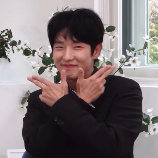 Latest photo of Lee Joongi