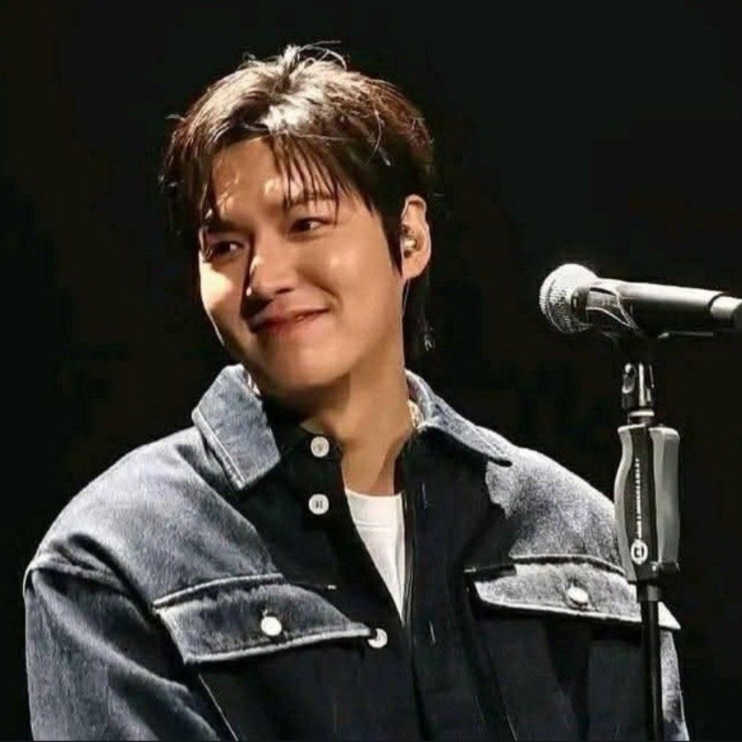 A moment captured by a fan of Lee Minho