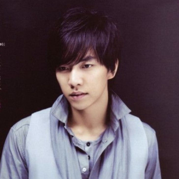 イ・スンギの最近の活動ショット