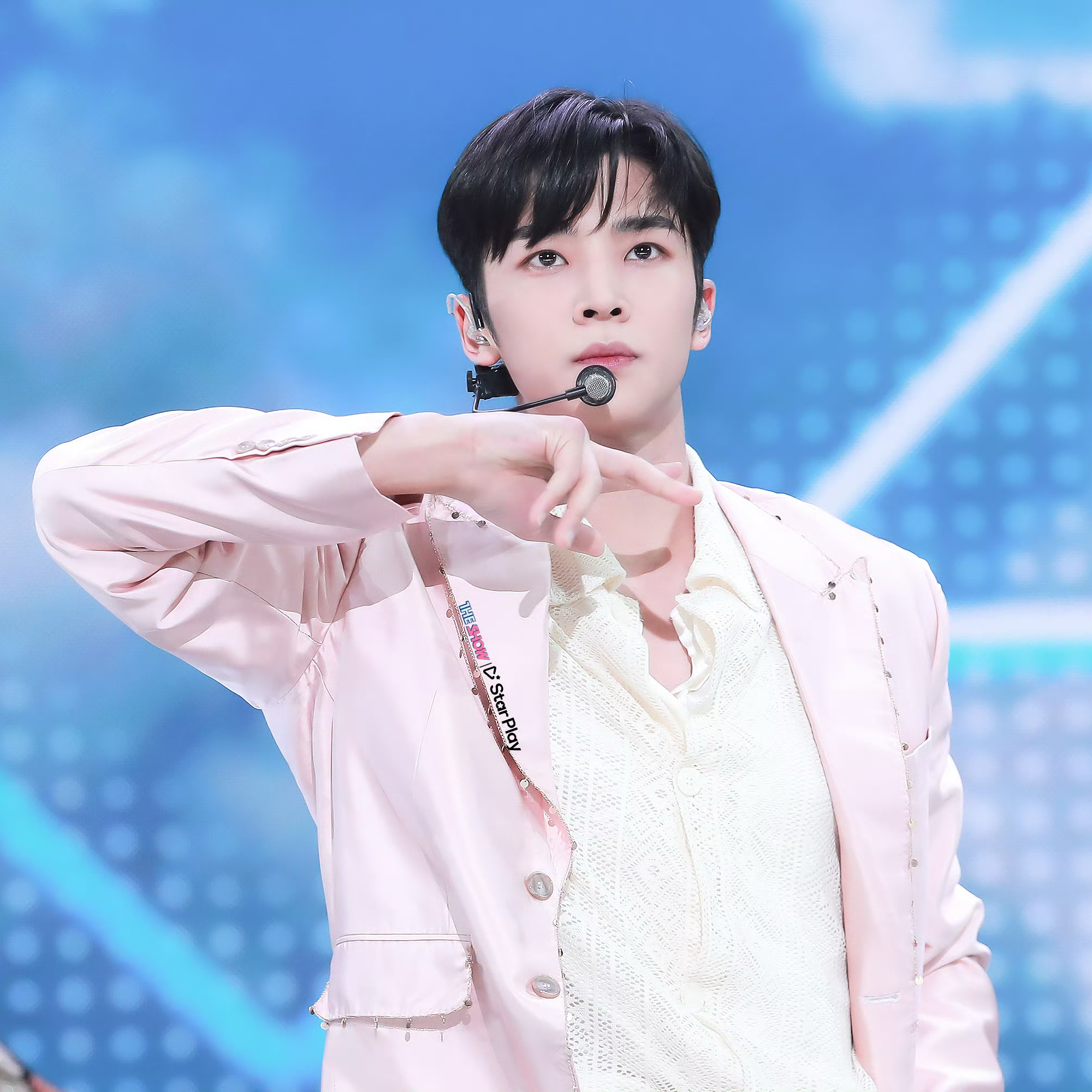 Momen yang diabadikan oleh penggemar Rowoon